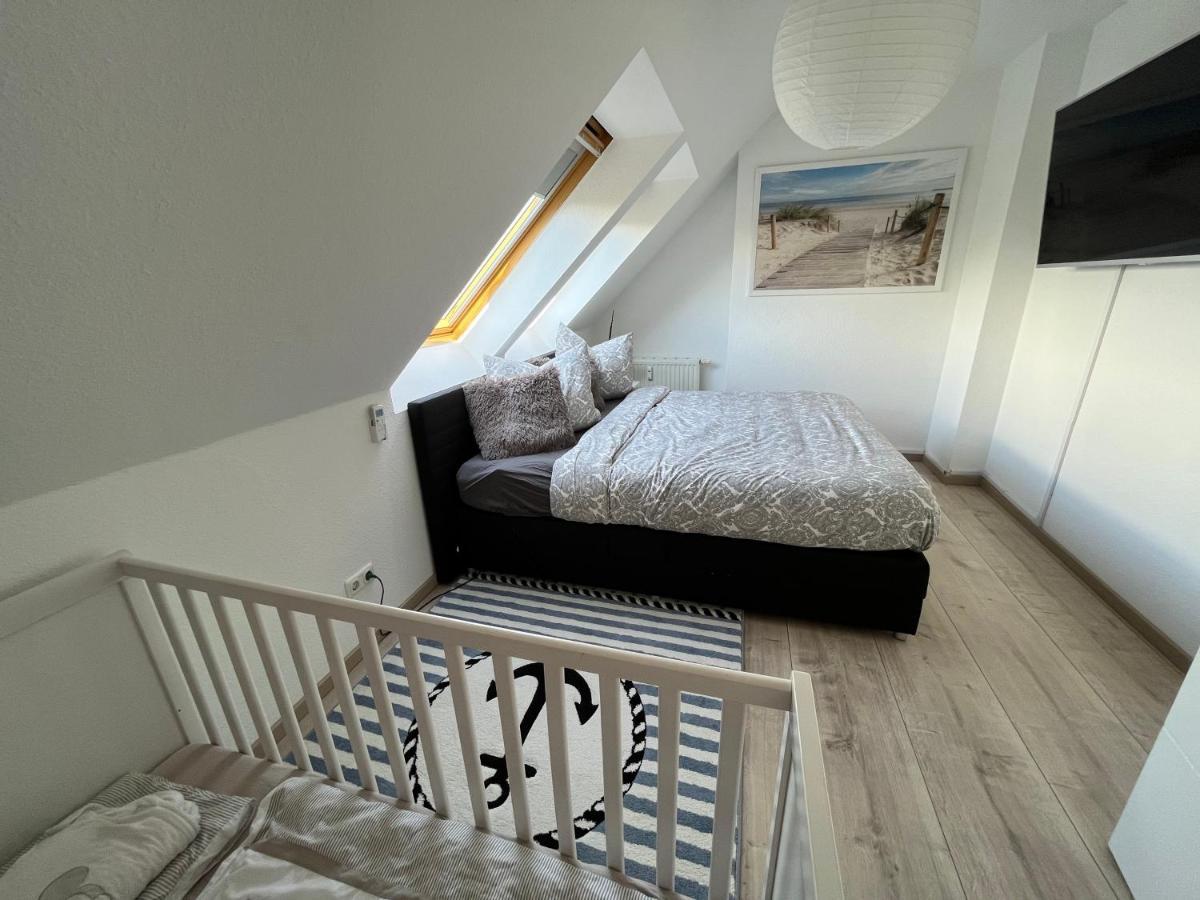 105 Qm Neues Klimatisiertes Appartment Fuer Familien Privater Parkplatz Chemnitz Exterior photo
